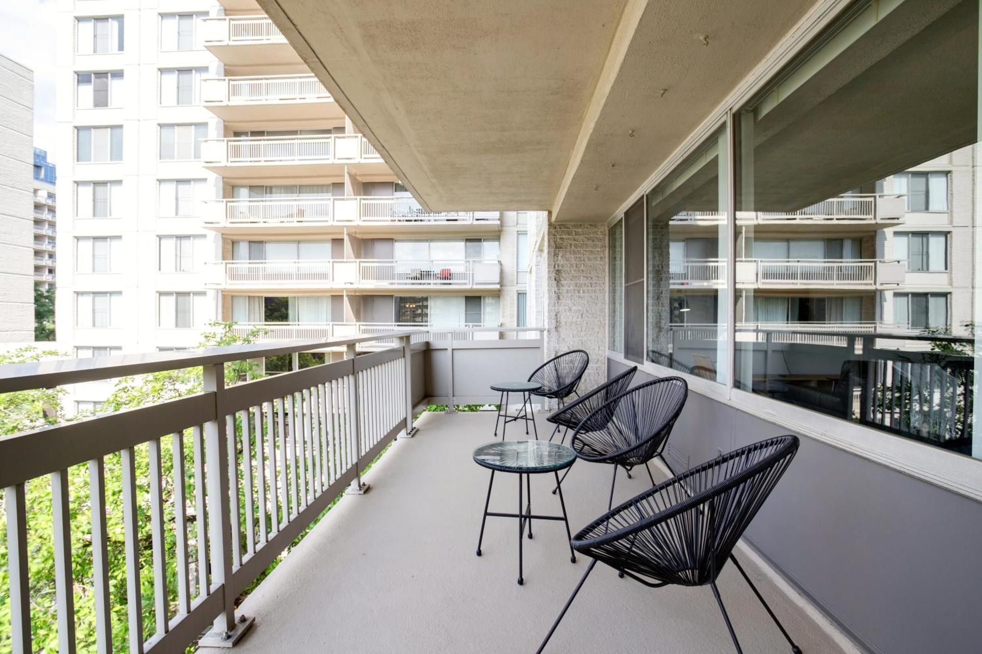Apartment At Crystal City With Gym 阿林顿 外观 照片